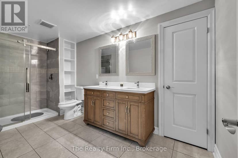 27 Cronyn Street — photo 27 of 35