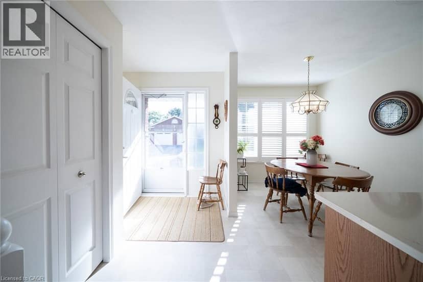 150 OAK Street Unit# 17 — photo 4 of 37