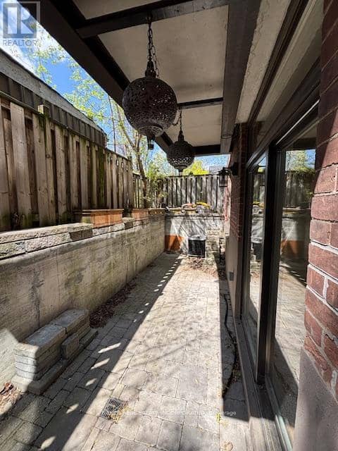 107 - 152 Annette Street — photo 29 of 34