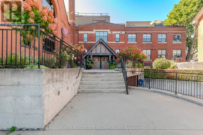 107 - 152 Annette Street, Toronto, photo 5