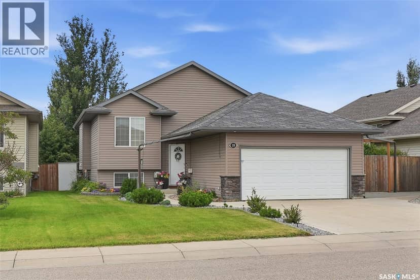 110 Bennion CRESCENT — photo 1 of 40