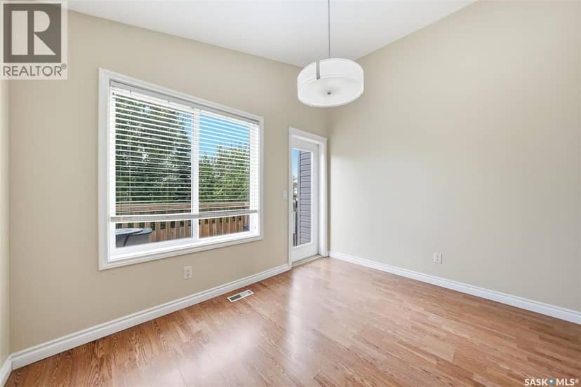 110 Bennion CRESCENT — photo 15 of 40