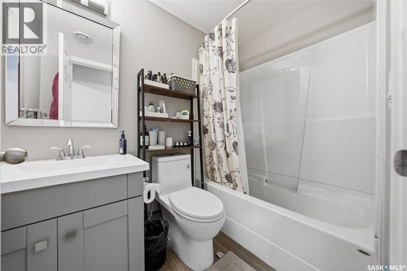 110 Bennion CRESCENT — photo 34 of 40