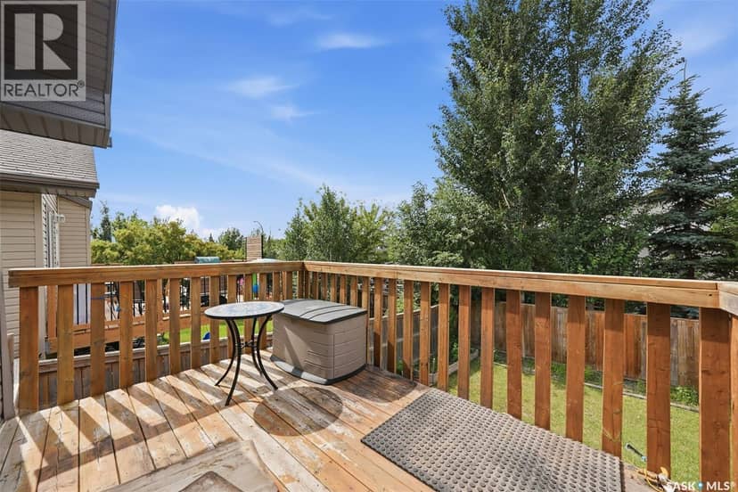110 Bennion CRESCENT — photo 37 of 40