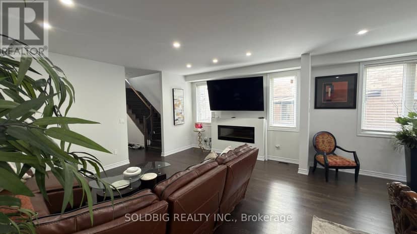 1265 Chee Chee Landing — photo 7 of 27