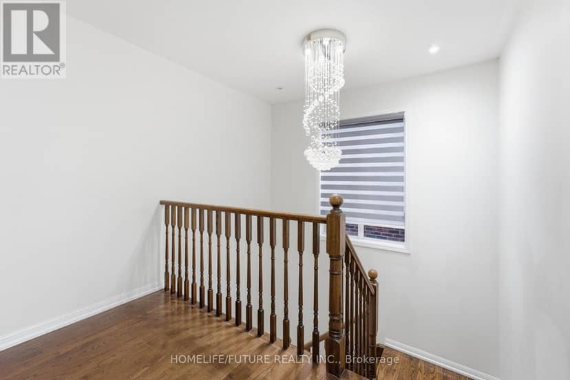 7 Beverton Crescent — photo 20 of 40