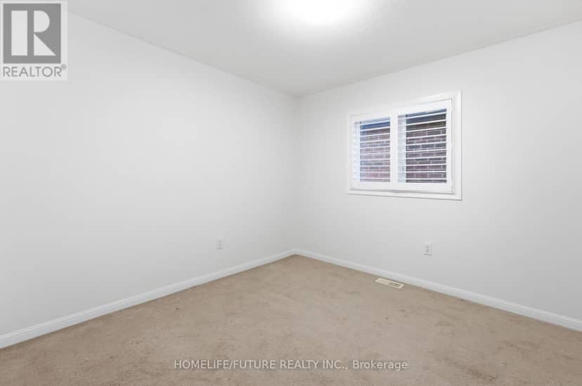 7 Beverton Crescent — photo 35 of 40