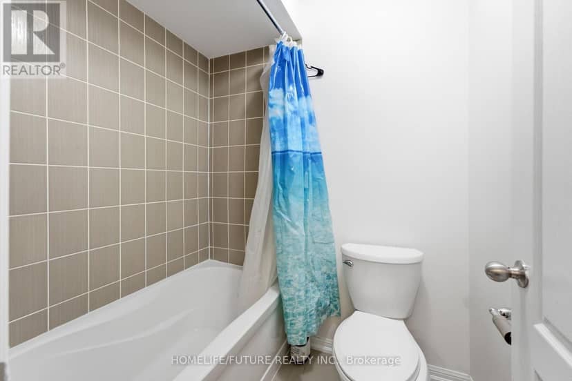 7 Beverton Crescent — photo 39 of 40