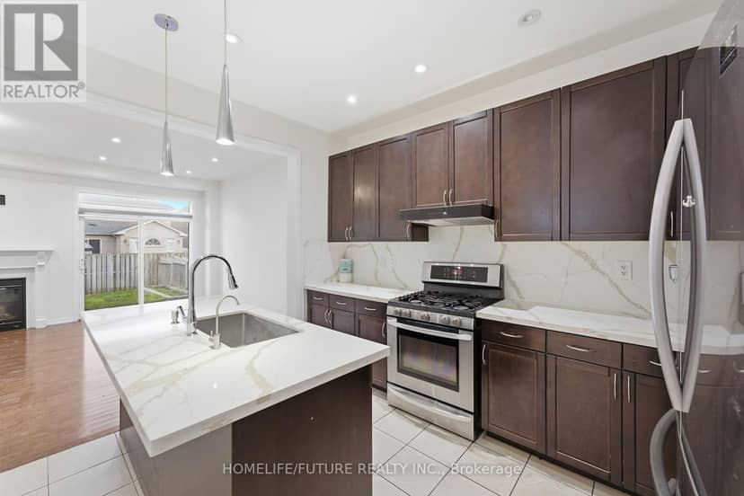 7 Beverton Crescent — photo 7 of 40