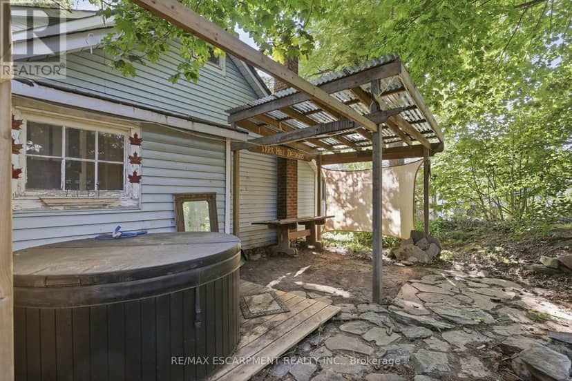 152 Commercial Street — photo 30 of 38