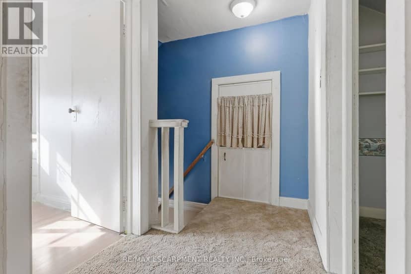 152 Commercial Street — photo 24 of 38