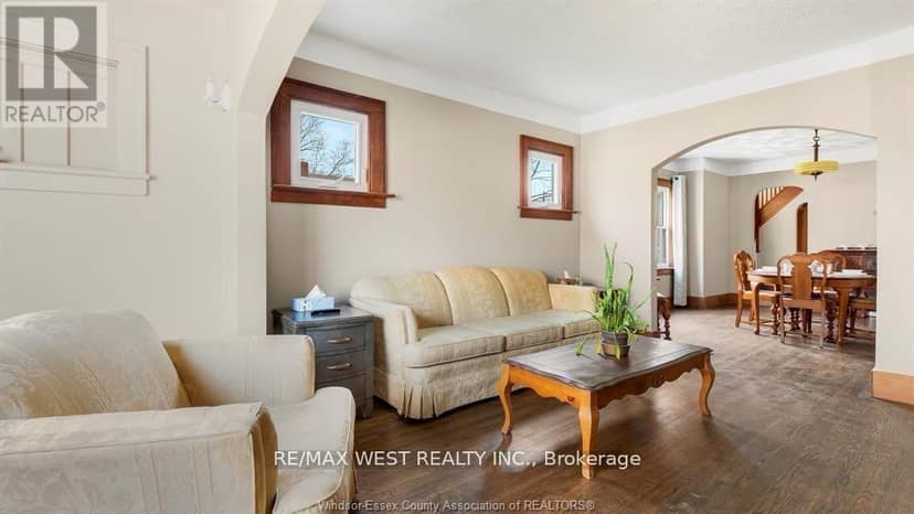 959 Westminster Boulevard — photo 7 of 33