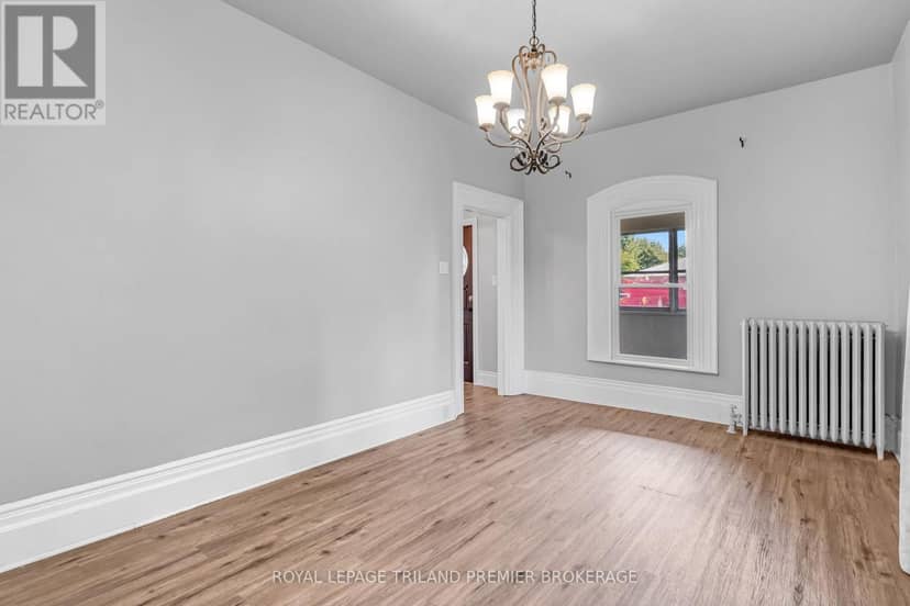 180 Alma Street — photo 10 of 38