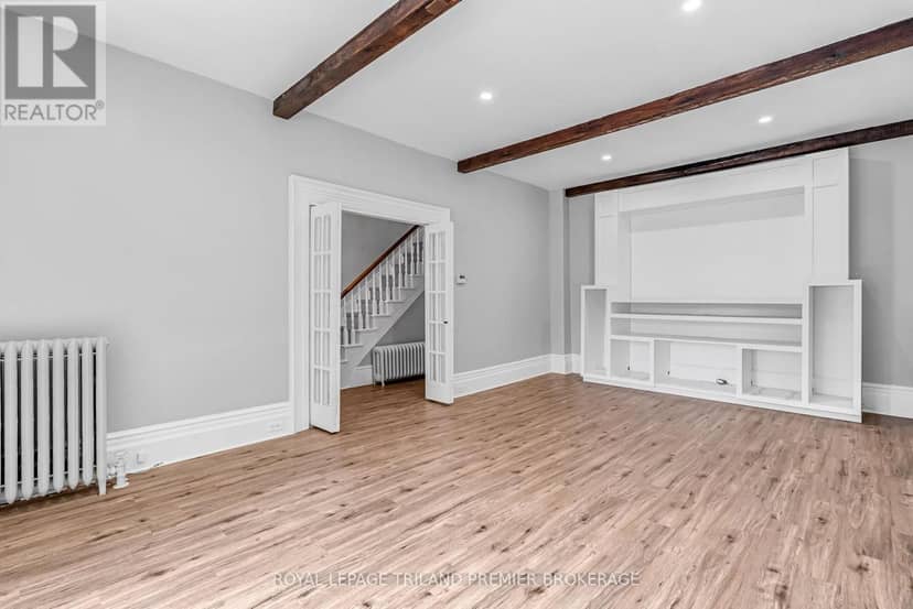 180 Alma Street — photo 6 of 38
