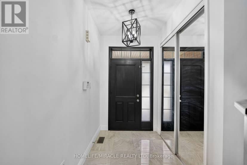 452 Tyrone Crescent — photo 19 of 40