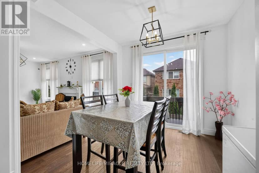 452 Tyrone Crescent — photo 31 of 40