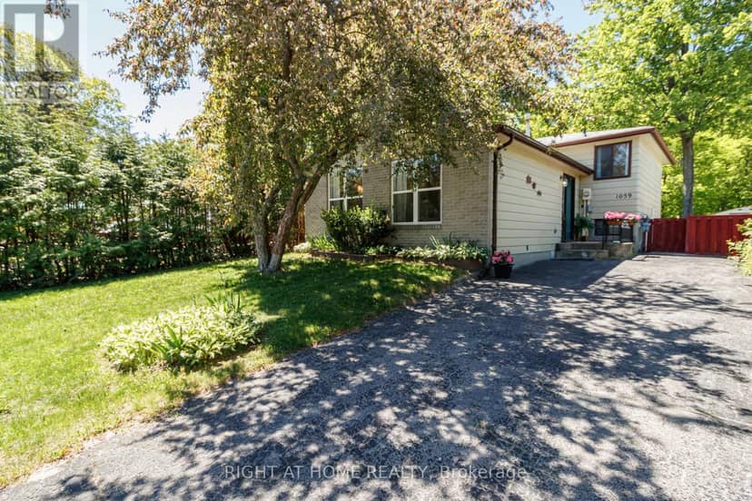 1059 Glen Mhor Crescent — photo 32 of 32