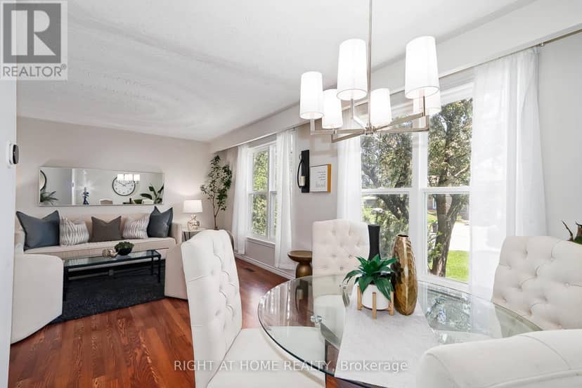1059 Glen Mhor Crescent — photo 7 of 32