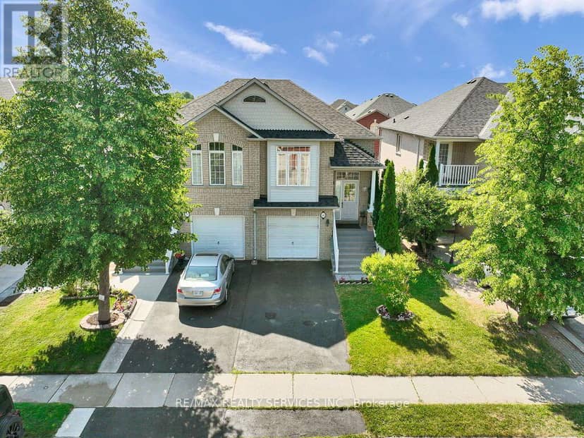 101 River Rock Crescent — photo 2 of 40