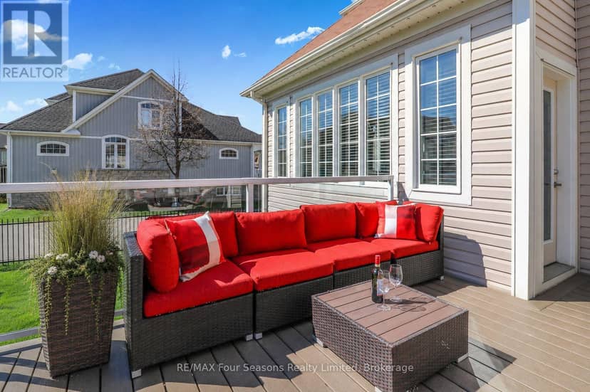 64 Waterview Road — photo 33 of 40