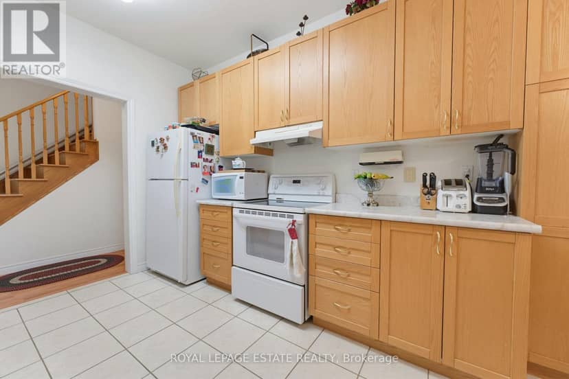 20 - 120 Beddoe Drive — photo 24 of 37