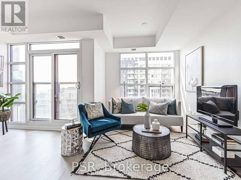 1205 - 501 Adelaide Street W — photo 4 of 16