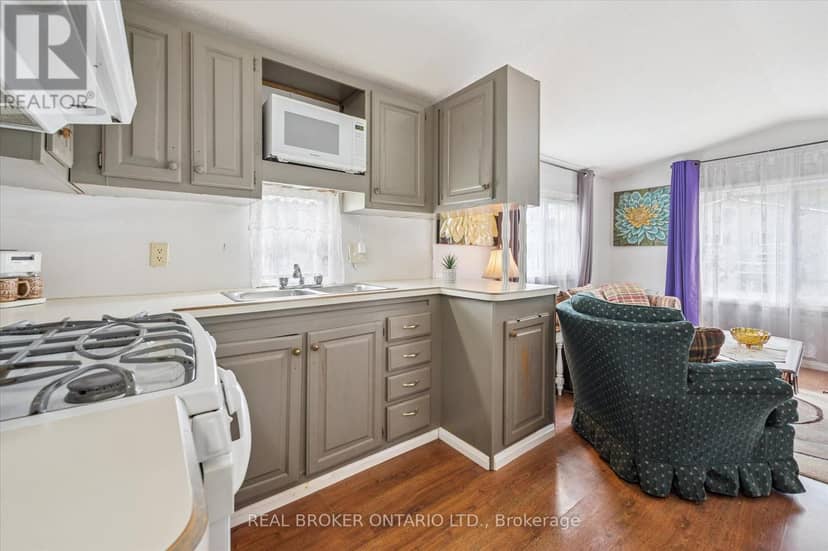 445 Pine Pass — photo 7 of 32