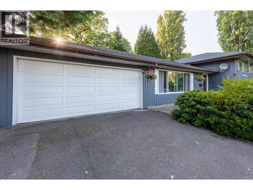 1209 RIDGE COURT, Coquitlam, photo 2