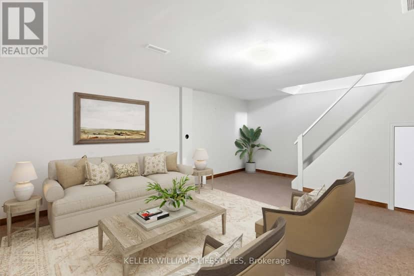 129 Culver Crescent — photo 31 of 38