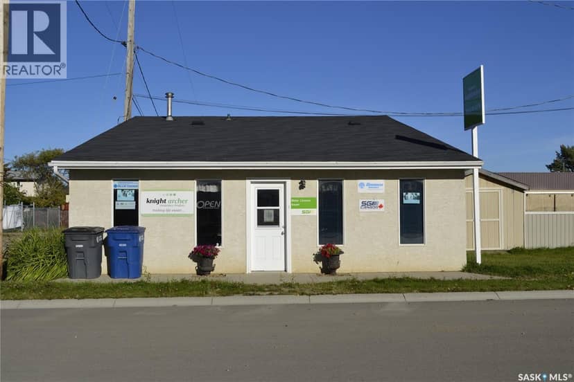 403 Elder STREET — photo 10 of 16