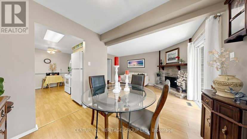 27 Dunkeld Way — photo 10 of 40