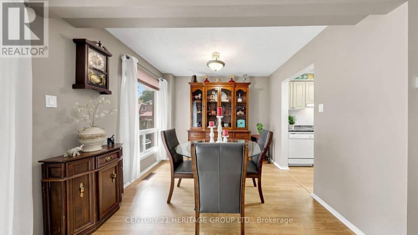 27 Dunkeld Way — photo 12 of 40