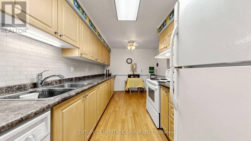 27 Dunkeld Way — photo 17 of 40