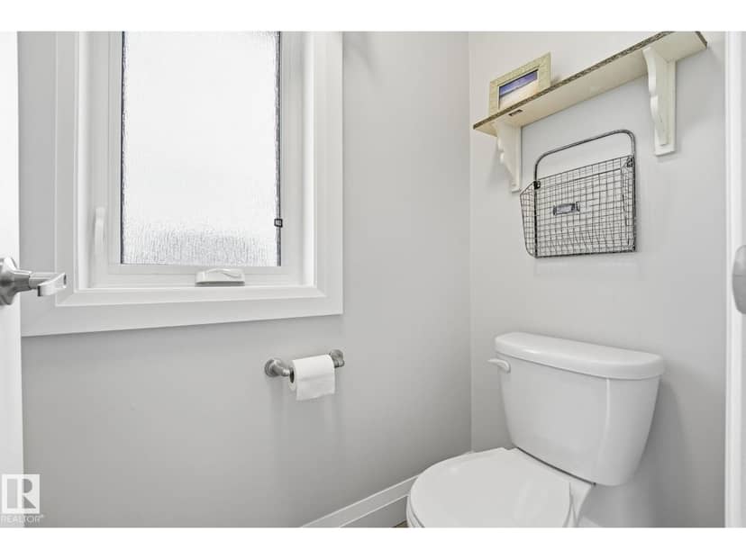 70 26409 TP 532A — photo 34 of 40