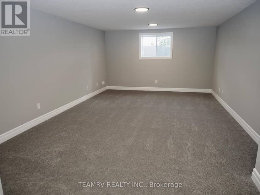 17 Darrow Drive — photo 26 of 29