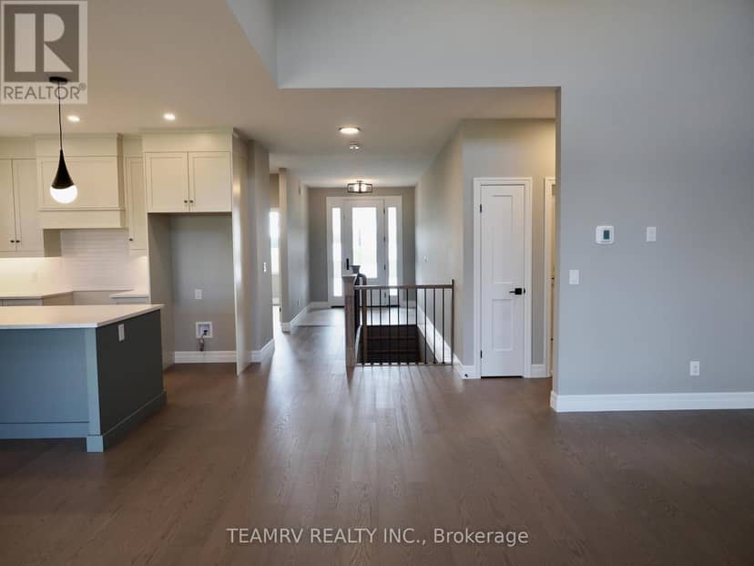 17 Darrow Drive — photo 5 of 29