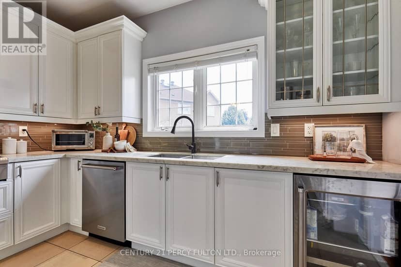 8 Mackeller Court — photo 14 of 40
