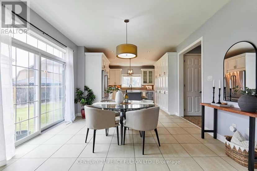 8 Mackeller Court — photo 18 of 40