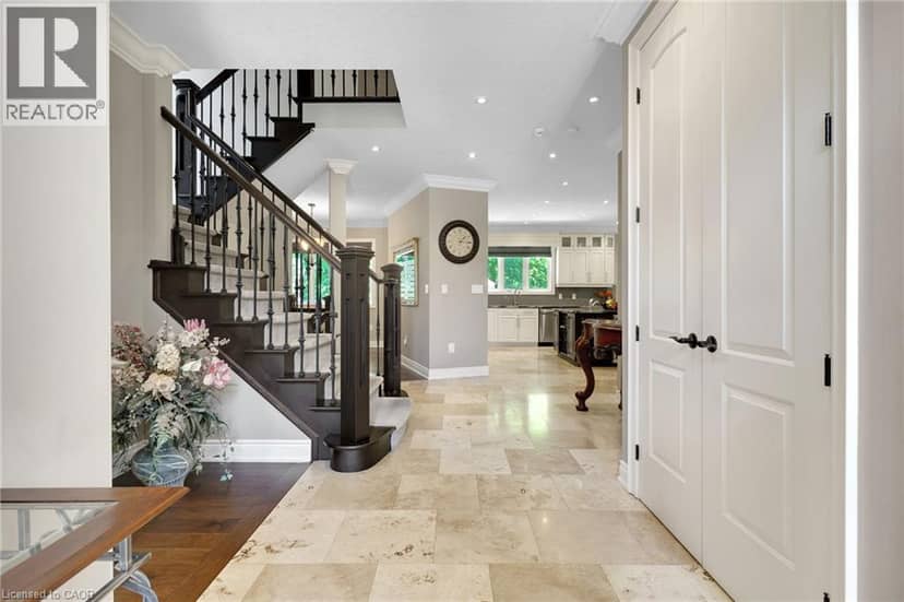258 EDGEWATER Crescent Unit# 8 — photo 5 of 40