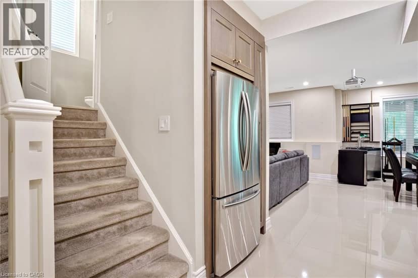 258 EDGEWATER Crescent Unit# 8 — photo 37 of 40