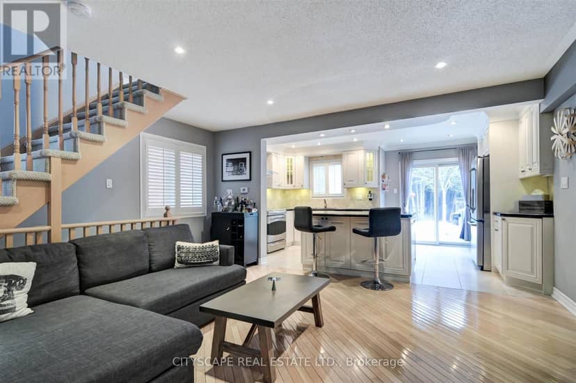 353 Sparrow Circle, Pickering, photo 4