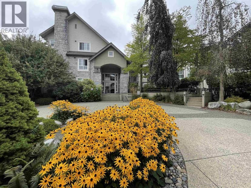 263 1100 E 29TH STREET, North Vancouver