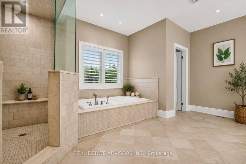 43 Grayfield Drive — photo 23 of 40