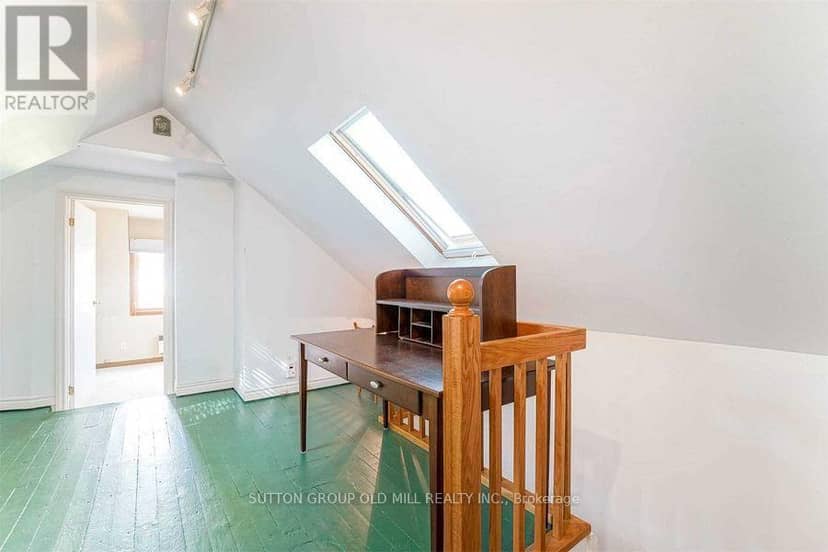 19 Cardell Avenue — photo 17 of 28