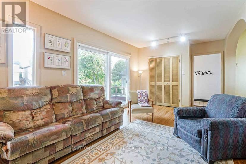 19 Cardell Avenue — photo 6 of 28
