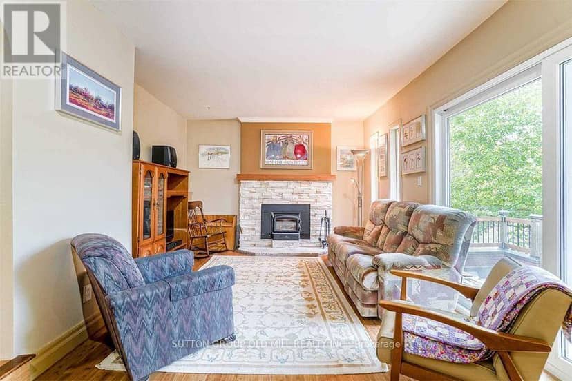 19 Cardell Avenue — photo 7 of 28