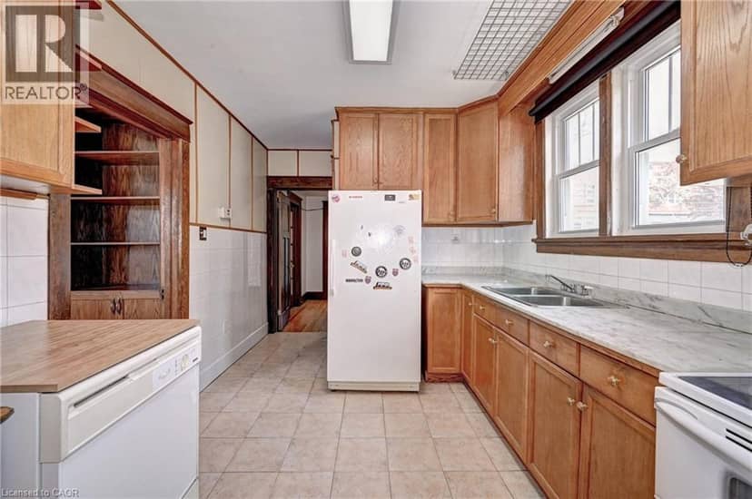 147 COURTLAND Avenue E — photo 13 of 40