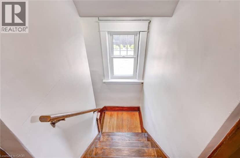 147 COURTLAND Avenue E — photo 17 of 40