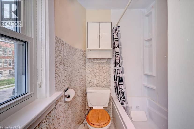 147 COURTLAND Avenue E — photo 22 of 40