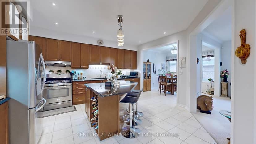 69 Diamond Jubilee Drive — photo 10 of 39